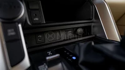 Toyota Land Cruiser GXR-21