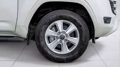 Toyota Land Cruiser GXR-5