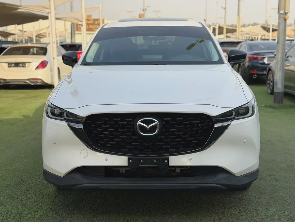 Mazda CX5 —Premium Plus —2023 —GCC— Low Mileage-FREE ACCIDENT-ORIGINAL PAINT-SERVICE AGENCY-2-2