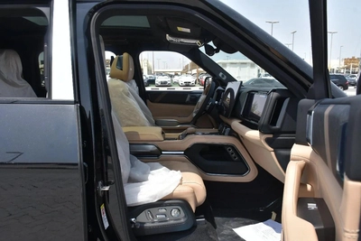 LEOPARD 8 FLAGSHIP 7 SEATS PHEV 2025 | BLACK-9