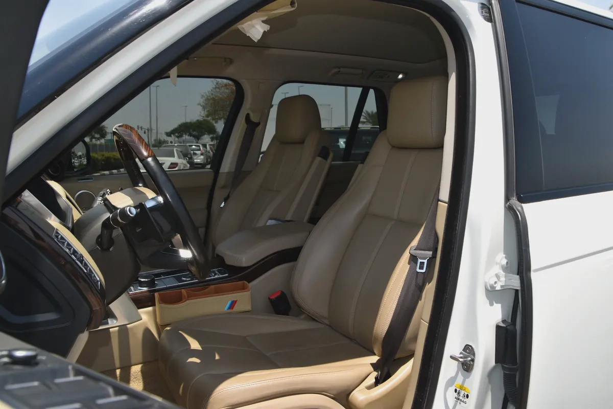 2016 Land Rover Range Rover HSE | GCC | Full Service At altayer Agmc ll Service Contract Available-5-5