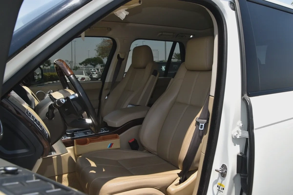 2016 Land Rover Range Rover HSE | GCC | Full Service At altayer Agmc ll Service Contract Available