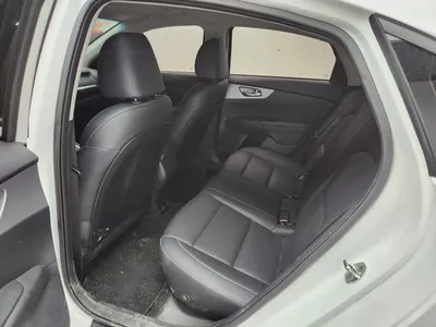 Kia K3 Trend 2023 - Korean Specs - Excellent Condition-13