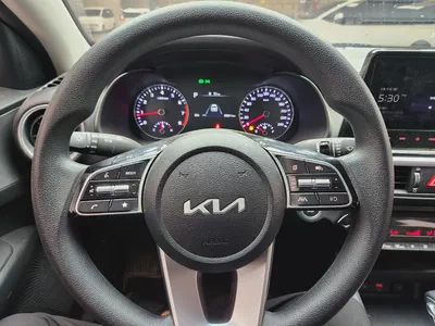 Kia K3 Trend 2023 - Korean Specs - Excellent Condition-7