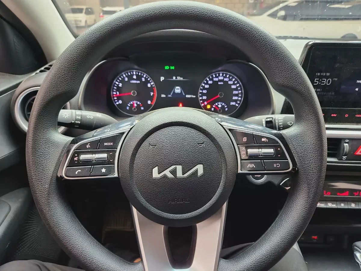 Kia K3 Trend 2023 - Korean Specs - Excellent Condition-7-7