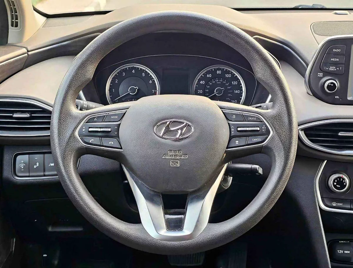 Hyundai Santa Fe STANDARD SE/ RADAR/ LANE ASSIST/ LEATHER SEATS/ DVD CAMERA/ EXPORT ONLY / LOT# 35098-14-0