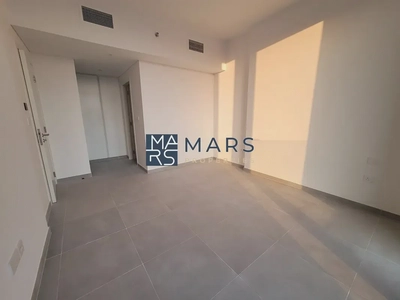 | Brand New ||Luxury 2 Bedroom || Prime Location || Ready To Move |-16
