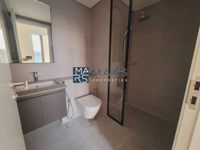 | Brand New ||Luxury 2 Bedroom || Prime Location || Ready To Move |-6