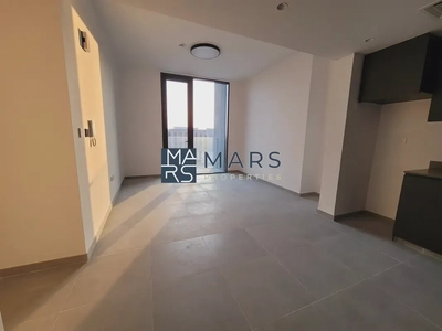 | Brand New ||Luxury 2 Bedroom || Prime Location || Ready To Move |-9
