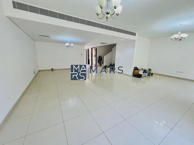 Luxurious 4-Bedroom Villa in Al Narjis, Al Zahia-2