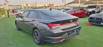 Hyundai Elantra GL MID 2023 - Korean Specs - GCC Stock-2
