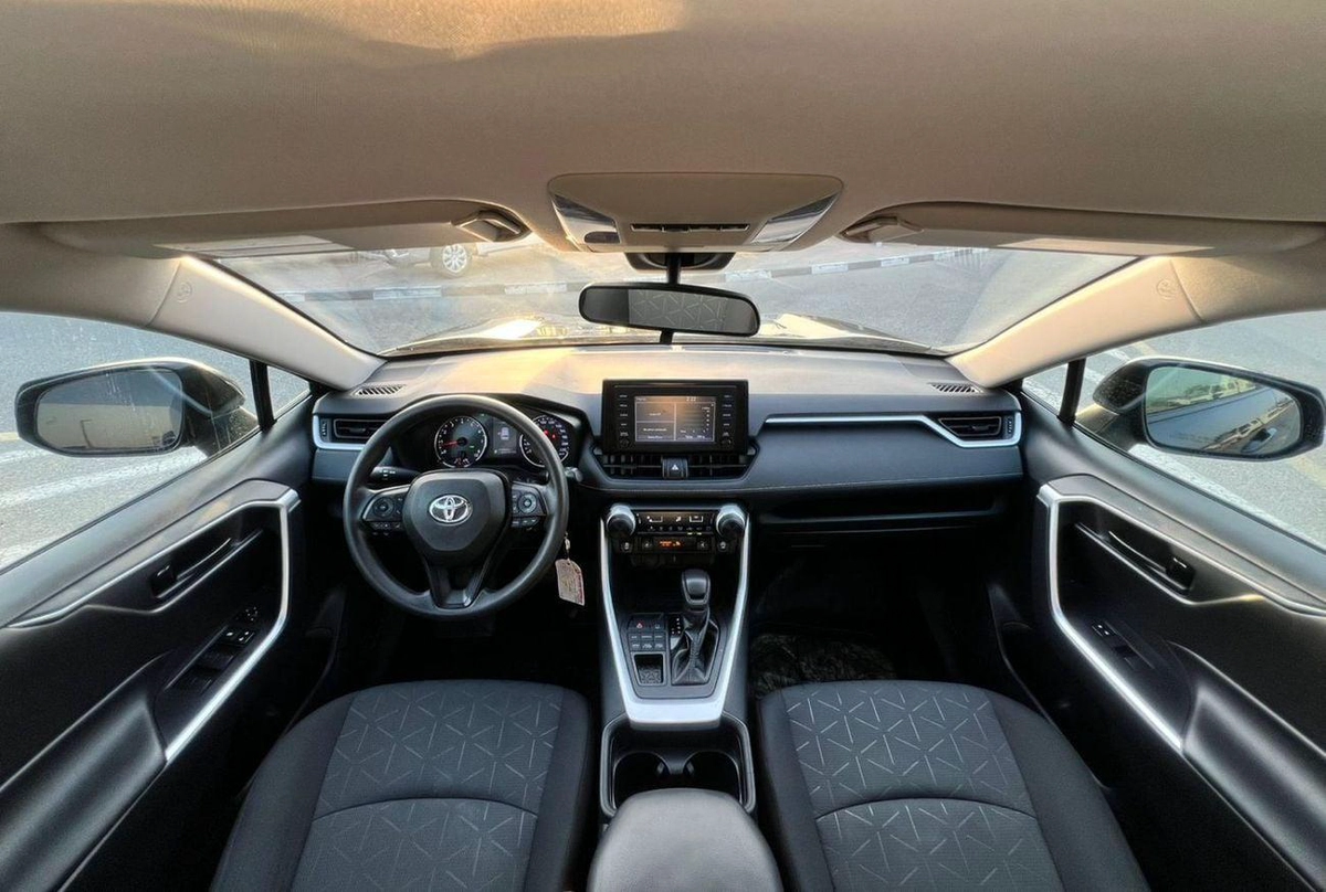 Toyota RAV4 LE 2021 Toyota Rav4 MidOption 2.5L V4 - AWD 4x4 - Rear Camera & Radar-14-0