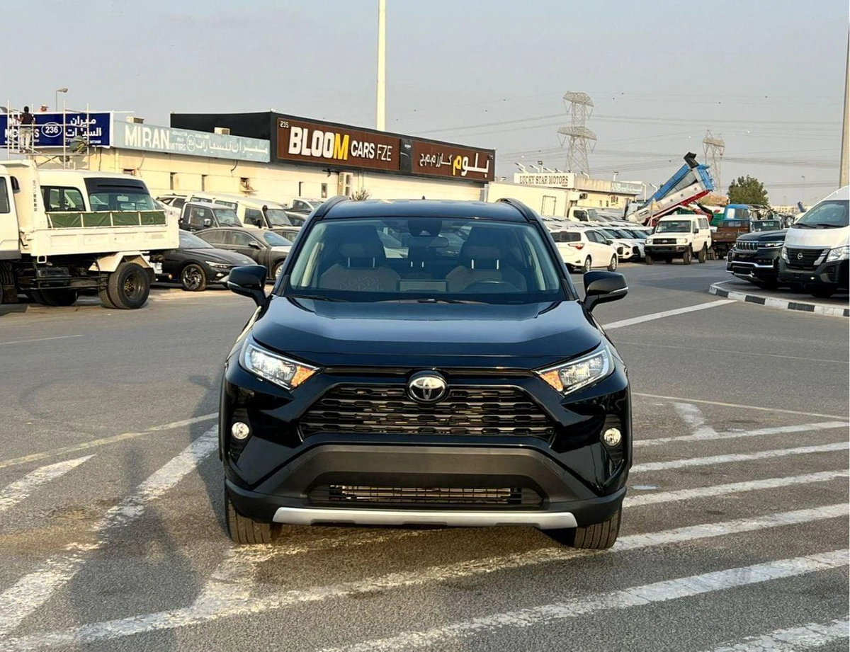Toyota RAV4 LE 2021 Toyota Rav4 MidOption 2.5L V4 - AWD 4x4 - Rear Camera & Radar-1-0