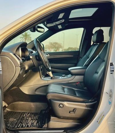 2019 Jeep Grand Cherokee Limited - American Specs - GCC Resale-11