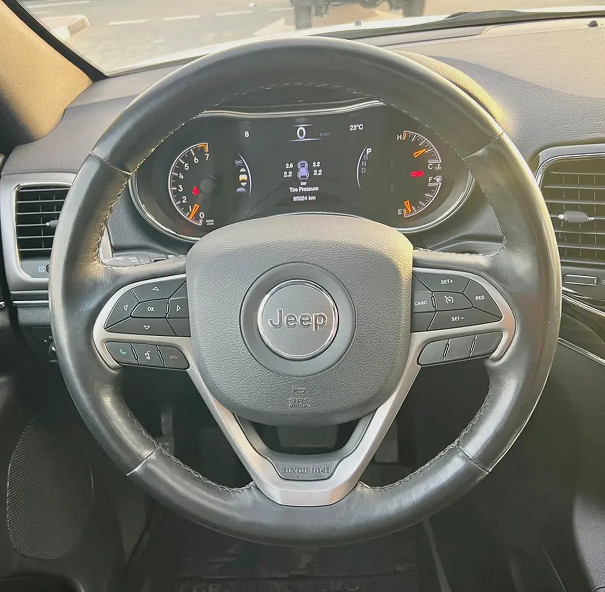 2019 Jeep Grand Cherokee Limited - American Specs - GCC Resale-9-9