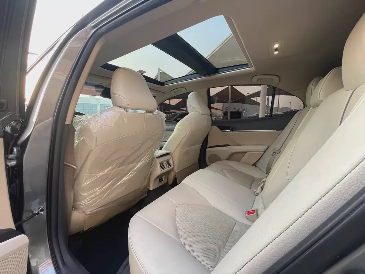 Toyota Camry Grande 2022 GCC Specs-11-11