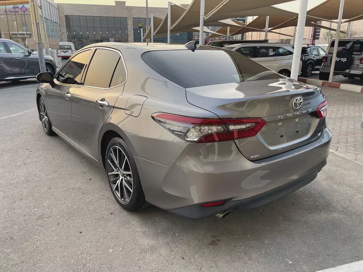 Toyota Camry Grande 2022 GCC Specs-5-5