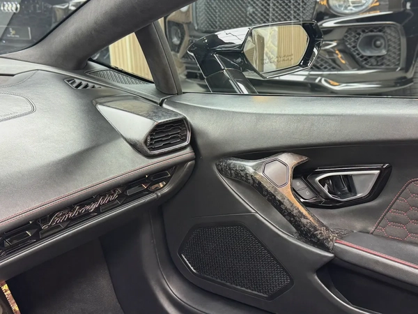 Lamborghini EVO RWD Spyder 2022