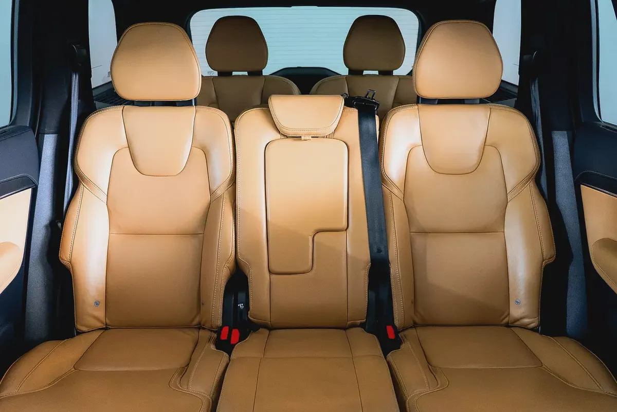 AED 3,251 / 60 months | 0% DP | 2023 VOLVO XC90 Ultimate Bright B6 AWD / Volvo Full Service History-12-12