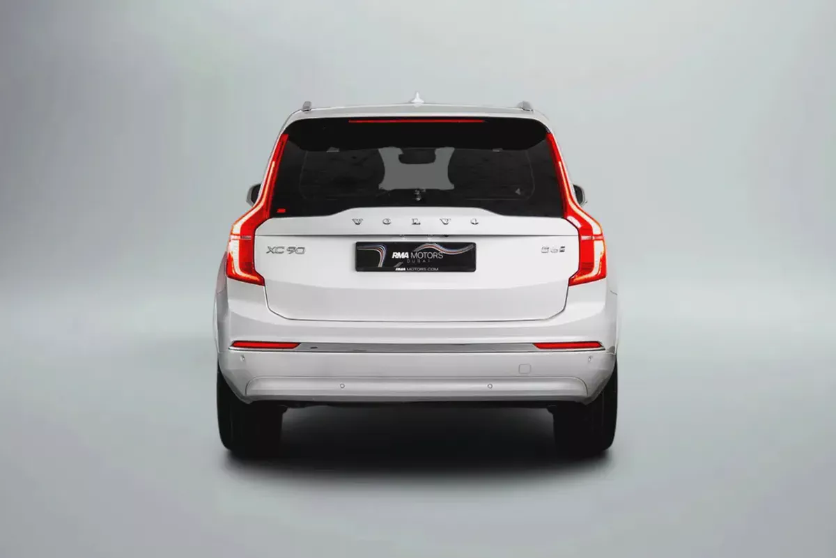 AED 3,251 / 60 months | 0% DP | 2023 VOLVO XC90 Ultimate Bright B6 AWD / Volvo Full Service History-3-3