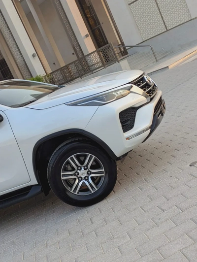 TOYOTA PRADO GXR 2024 GCC SPECS INTERIOR AND EXTERIOR EXCELLENT-9