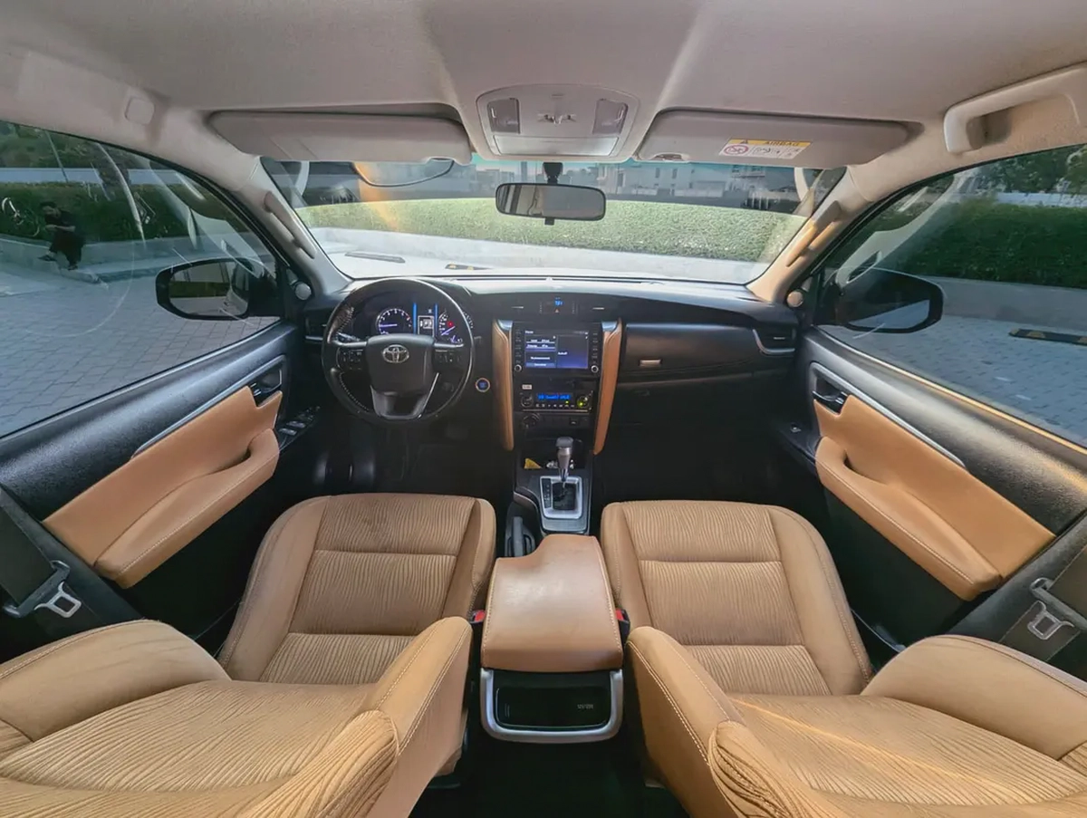 TOYOTA PRADO GXR 2024 GCC SPECS INTERIOR AND EXTERIOR EXCELLENT-10-10
