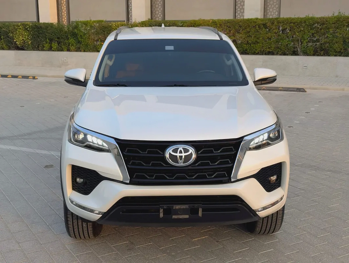TOYOTA PRADO GXR 2024 GCC SPECS INTERIOR AND EXTERIOR EXCELLENT-2-2
