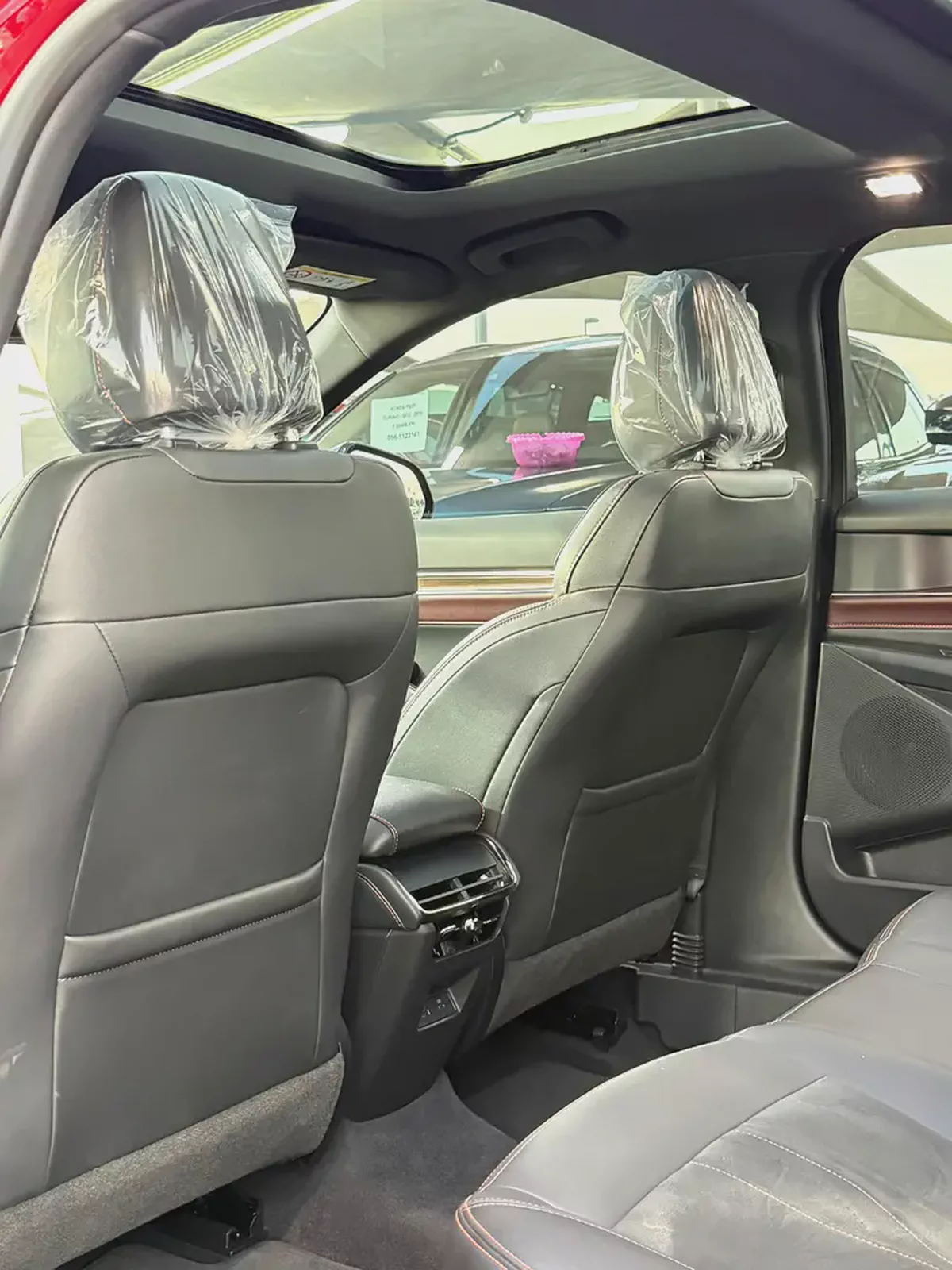 (2025) FORD // TOURUS // TITANIUM // UNDER WARRANTY 10 YEARS // ORIGINAL PAINT//EXCELLENT CONDITION-10-10