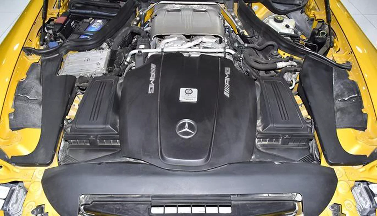 Mercedes Benz AMG GTs ( 2015 Model ) in Yellow Color GCC Specs-8-8
