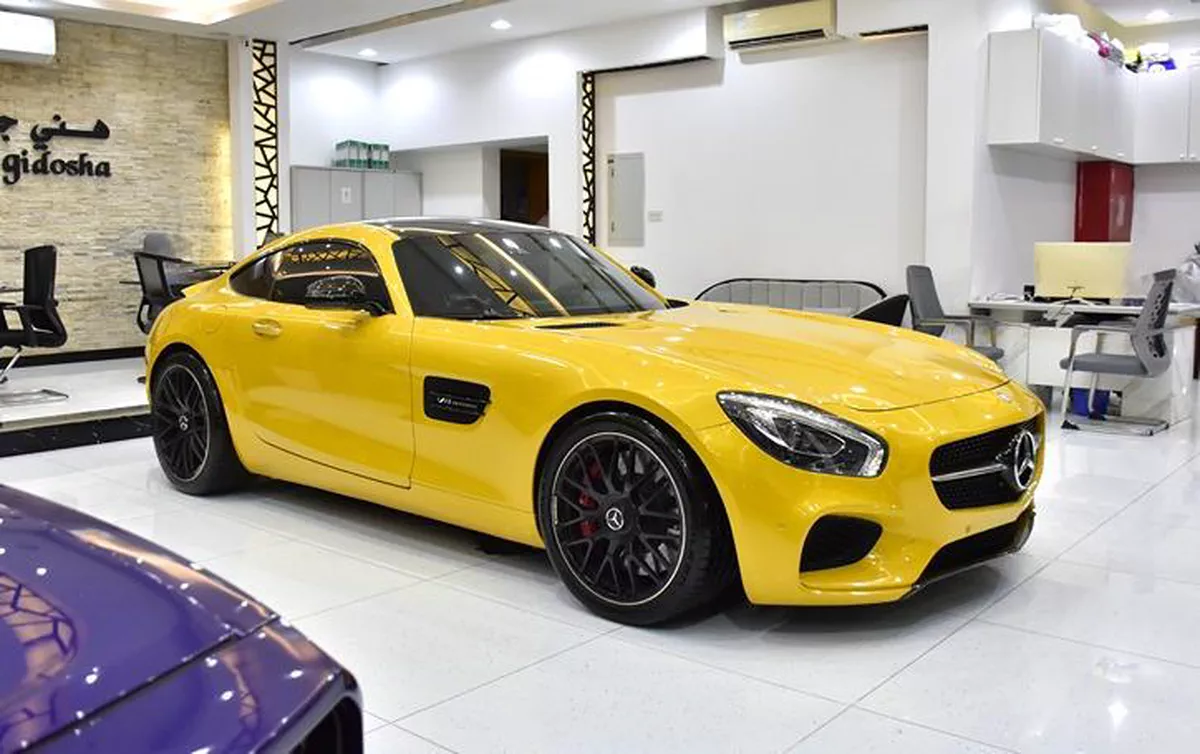 Mercedes Benz AMG GTs ( 2015 Model ) in Yellow Color GCC Specs-6-6