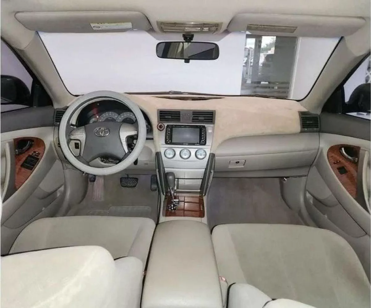 Toyota Camry GLX  2.4L - 4CYL SUNROOF PERFECT CONDITION-4-0