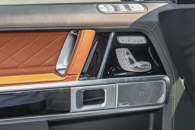 2023 Mercedes-Benz G-Class G 63 AMG Japanese Specs-17