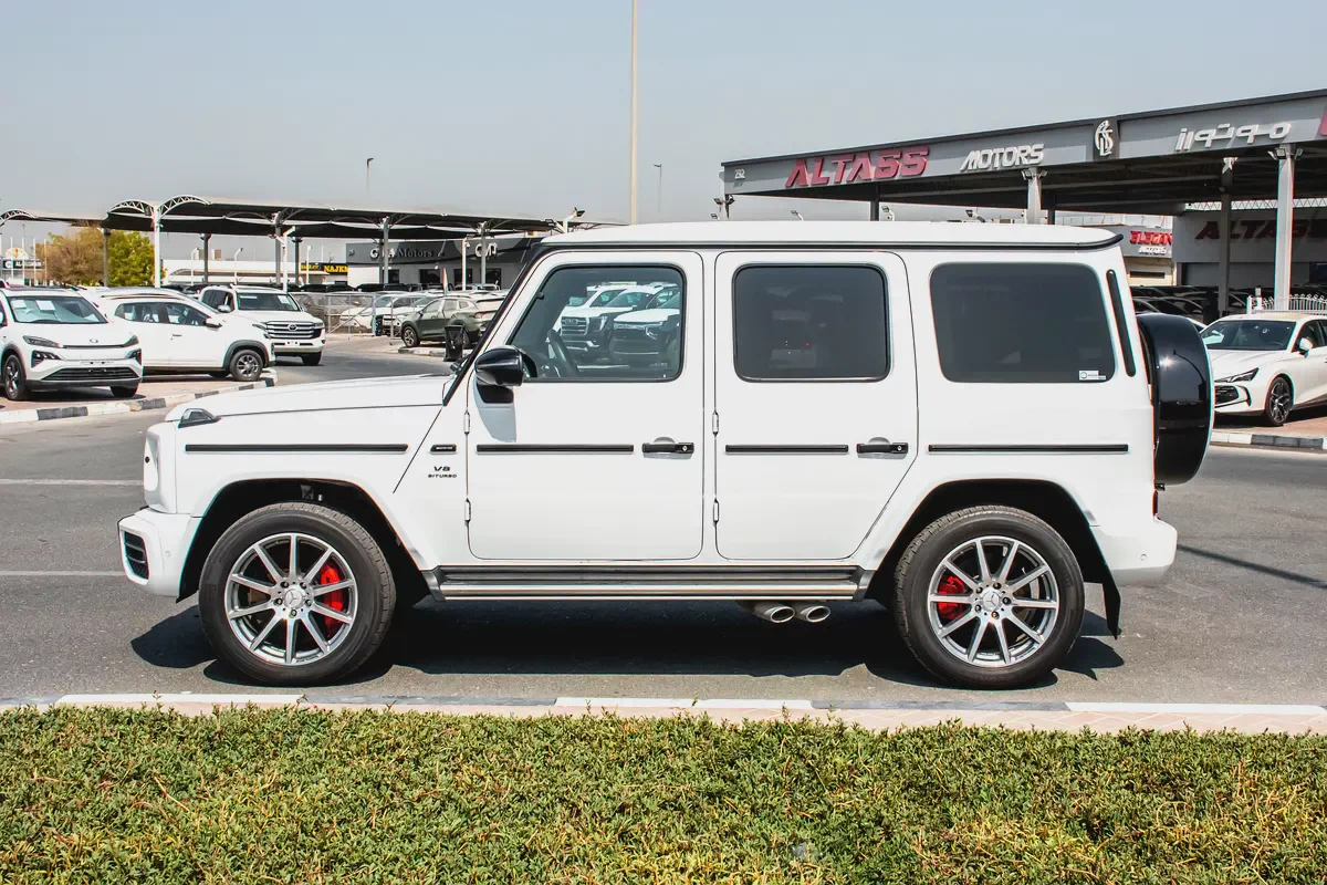 2023 Mercedes-Benz G-Class G 63 AMG Japanese Specs-4-4