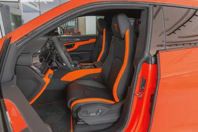 Lamborghini Urus SE | Slightly Used | WARRANTY + SERVICE  CONTRACT | FULL CARBON FIBE-10