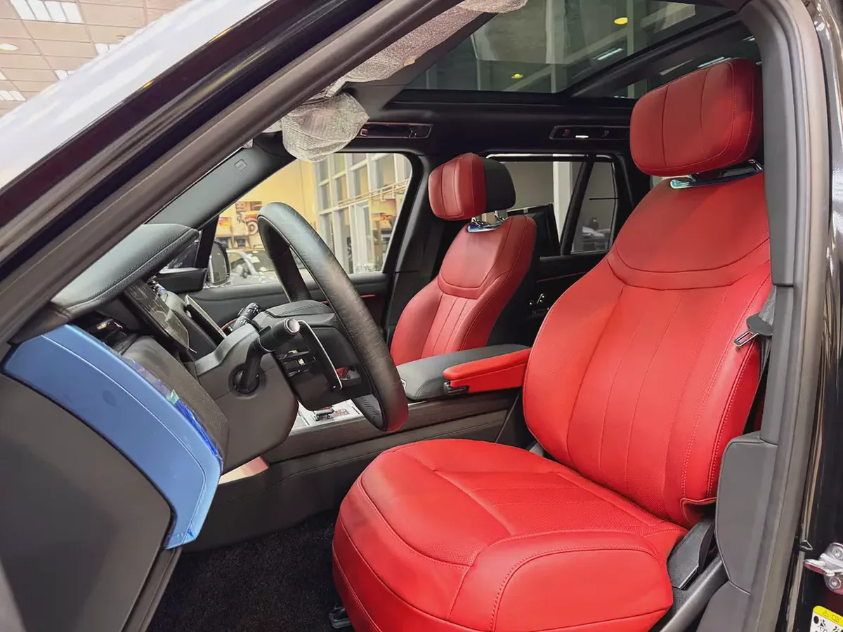 AUTOBIOGRAPHY P 530 / FULLY LOADED / BRAND NEW-9-9