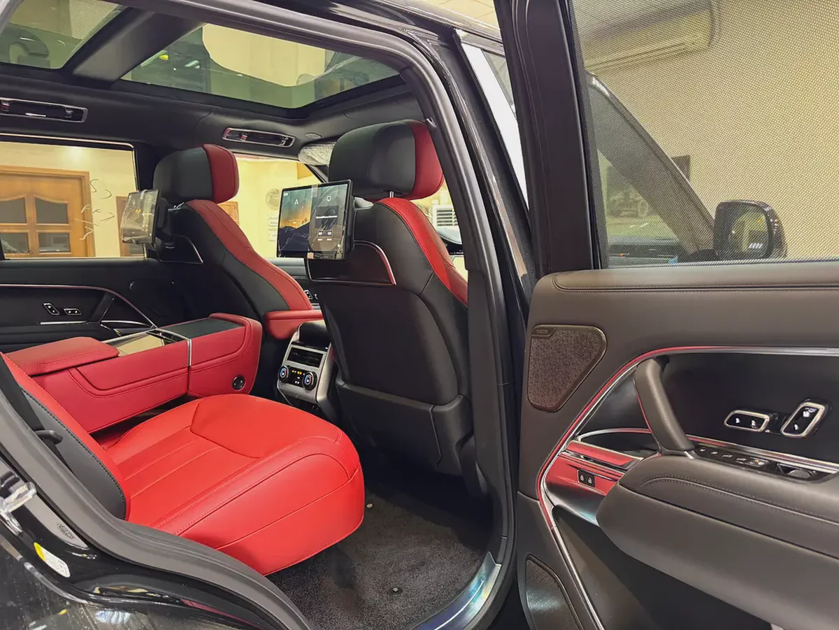 AUTOBIOGRAPHY P 530 / FULLY LOADED / BRAND NEW-18-18