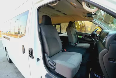 High-Roof 13-Seater Passenger Van | Manual | GCC Specs | Ref#N85273-9