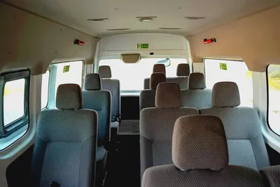 High-Roof 13-Seater Passenger Van | Manual | GCC Specs | Ref#N85273-11