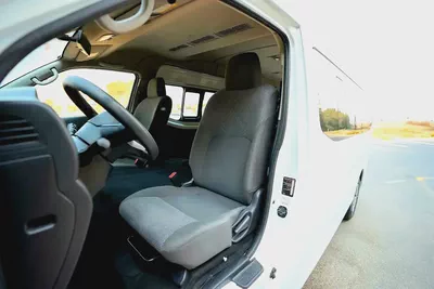 High-Roof 13-Seater Passenger Van | Manual | GCC Specs | Ref#N85273-8