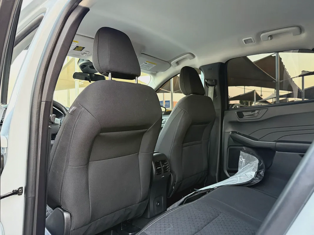 Ford Escape Active 2023-12-12
