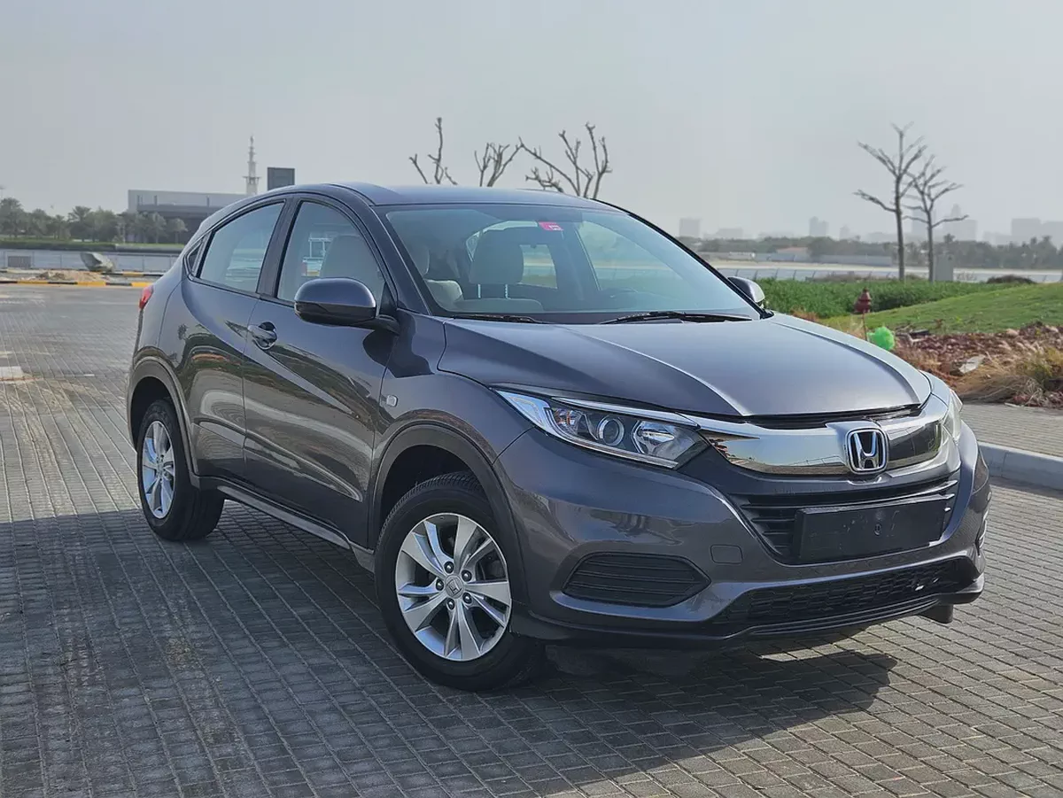 Honda HR-V EX 2020 GCC Specs - Pristine Condition With Low KM Avalible With Bank Finance-1-1