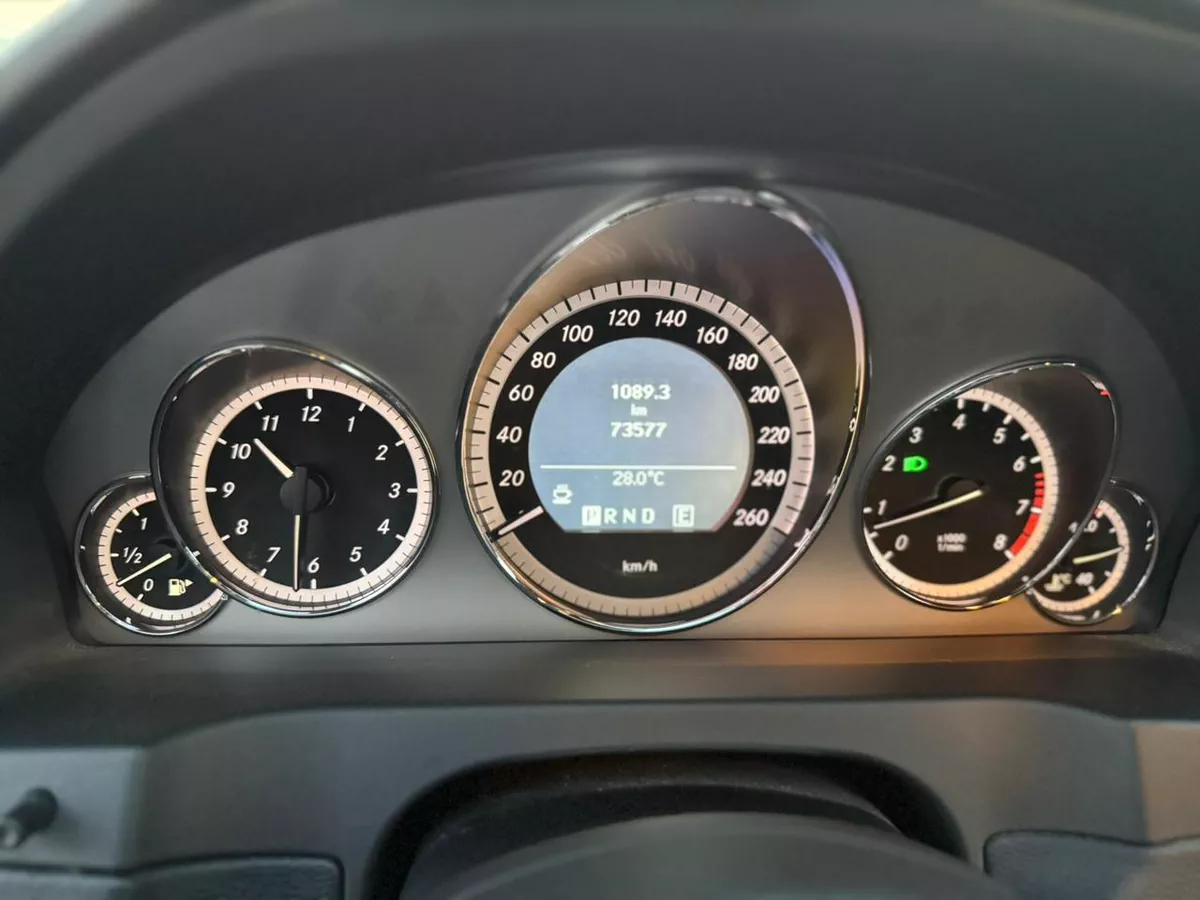Mercedes Benz E350 2011-1-1