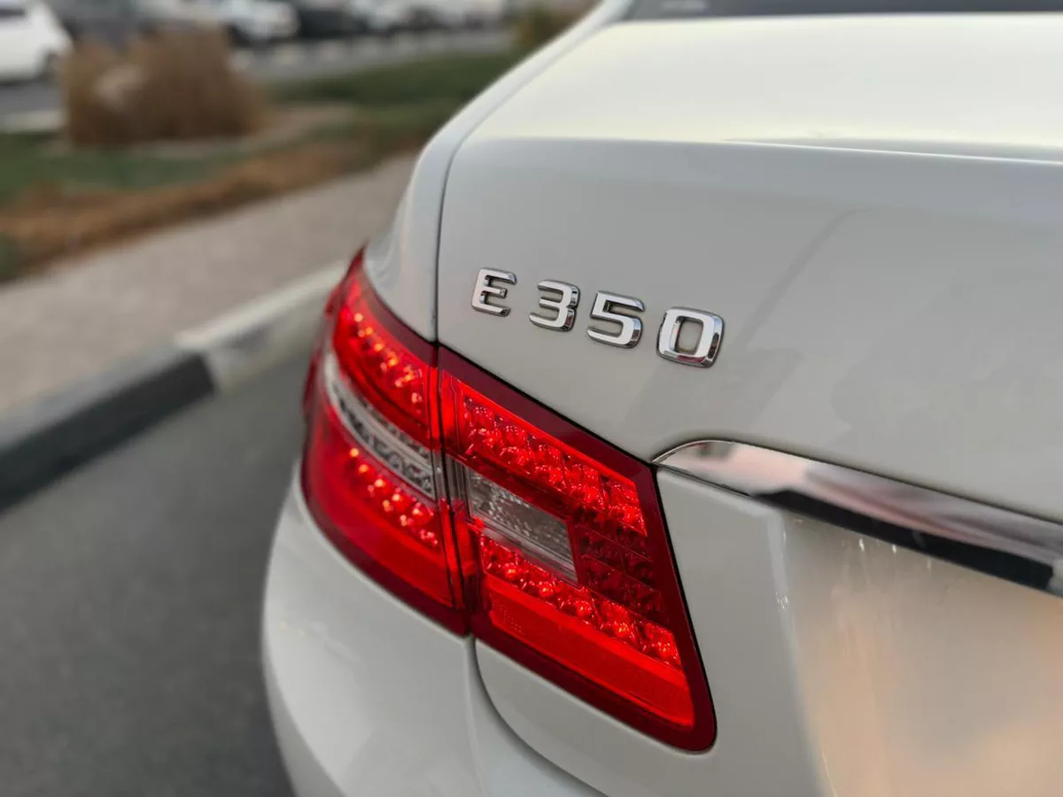 Mercedes Benz E350 2011-2-2