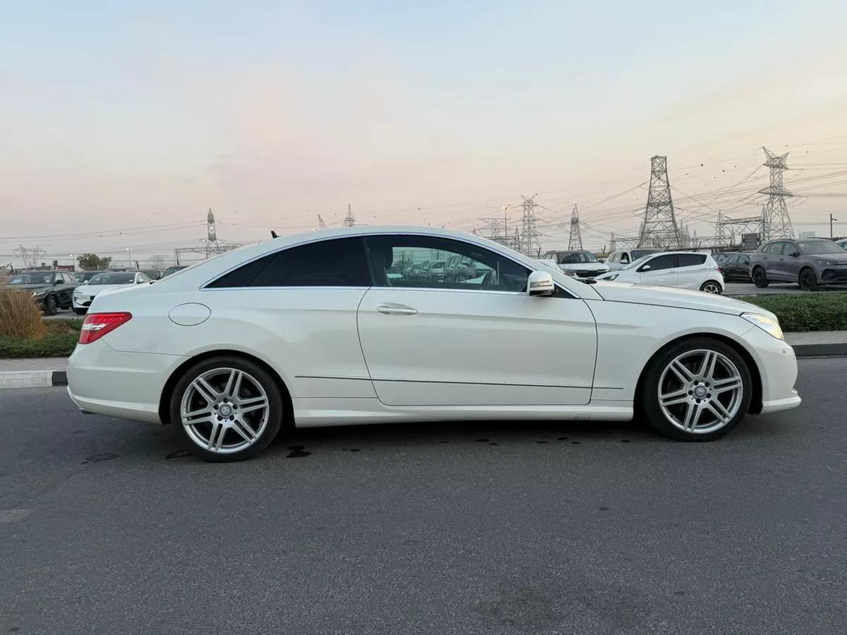 Mercedes Benz E350 2011-9-9