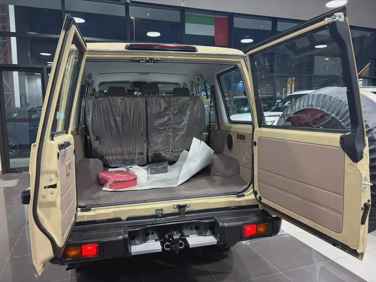 Toyota Land Cruiser 70 Series LC 76 LX 2026 GCC Specs  هاردتوب 5 ابواب ديزل LED مكينه 2800 لتر-16-16
