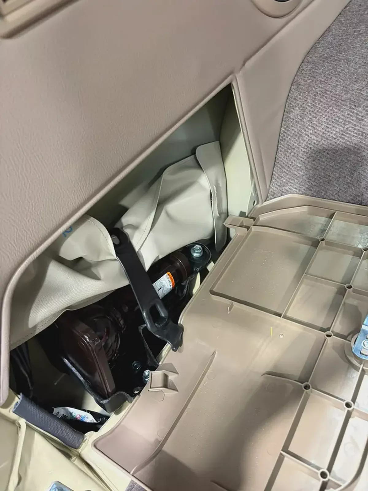 Toyota Land Cruiser 70 Series LC 76 LX 2026 GCC Specs  هاردتوب 5 ابواب ديزل LED مكينه 2800 لتر-17-17