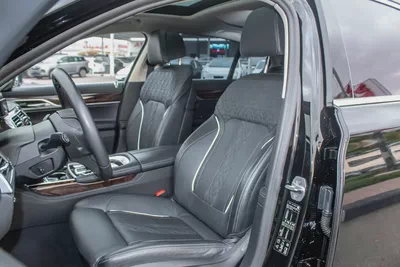 2022 - BMW 750I - IMMACULATE CONDITION - ONLY 59,000 KM DONE-15