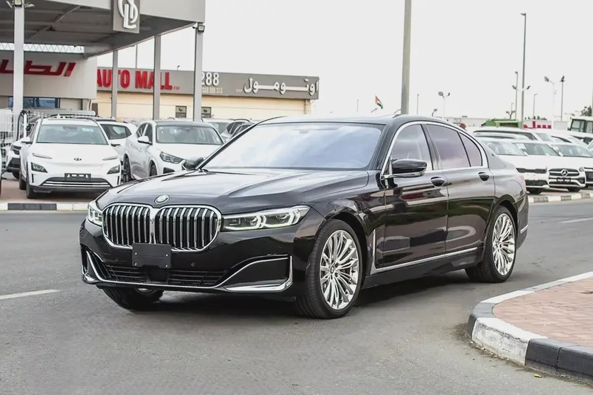 2022 - BMW 750I - IMMACULATE CONDITION - ONLY 59,000 KM DONE-2-2