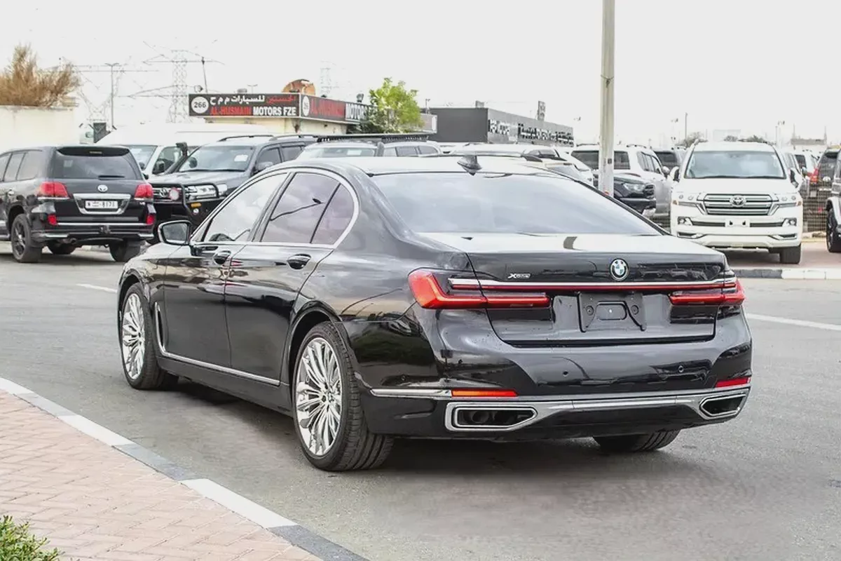 2022 - BMW 750I - IMMACULATE CONDITION - ONLY 59,000 KM DONE-5-5