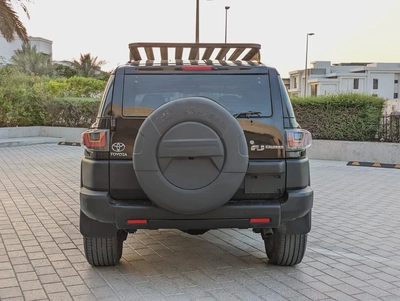 Toyota FJ Cruiser 2011 | GCC Specs | 4.0L V6 | Off-Road Legend | Excellent Condition-7